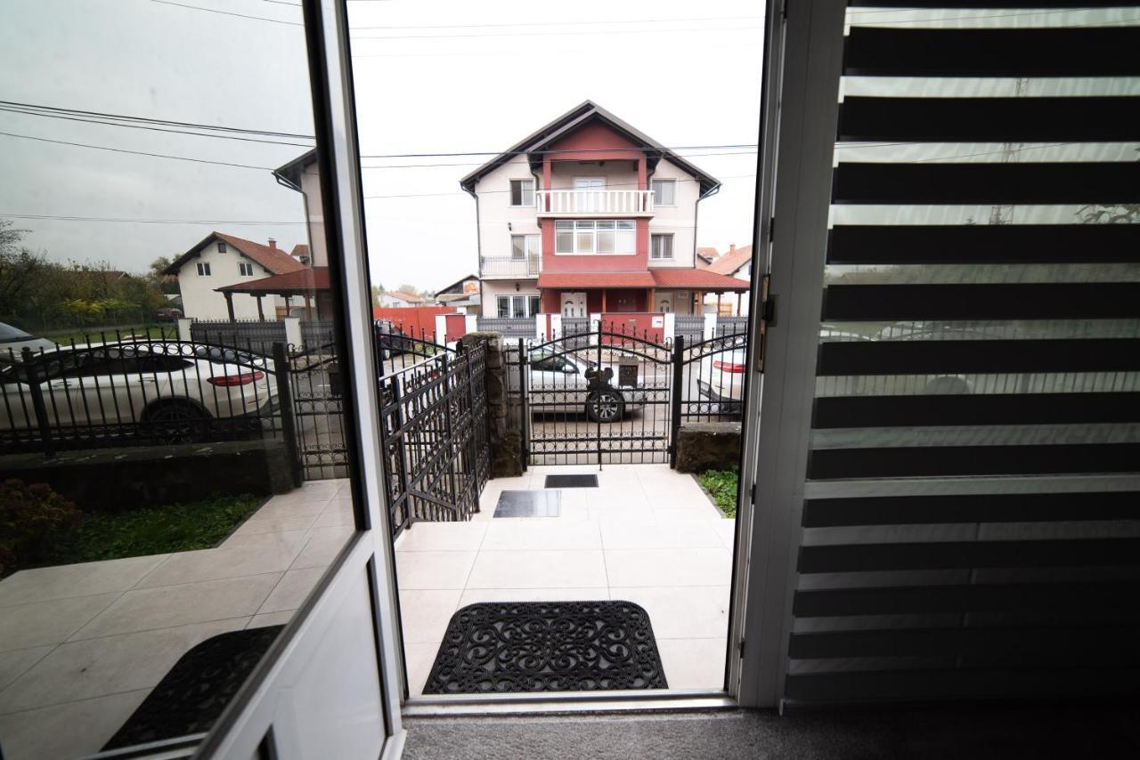 JelenaR Apartment Novi Sad Bagian luar foto