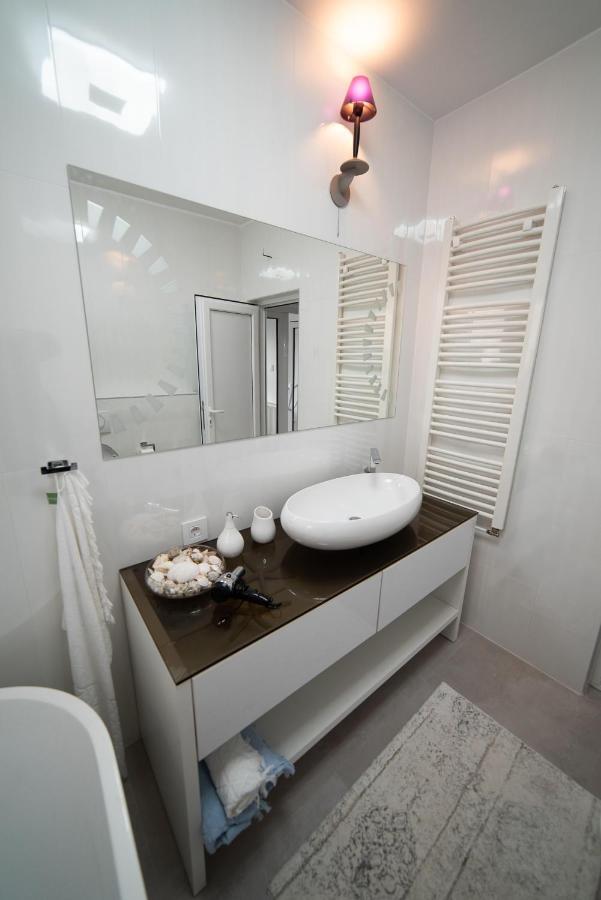 JelenaR Apartment Novi Sad Bagian luar foto
